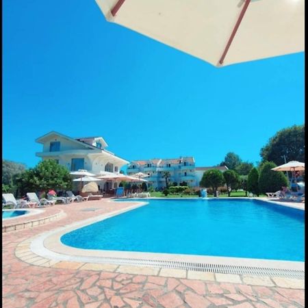 Hotel Comfort & Villas Дони Стой Екстериор снимка
