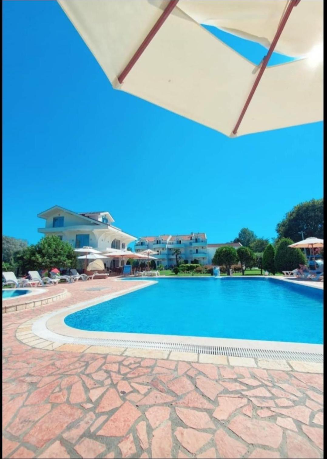 Hotel Comfort & Villas Дони Стой Екстериор снимка