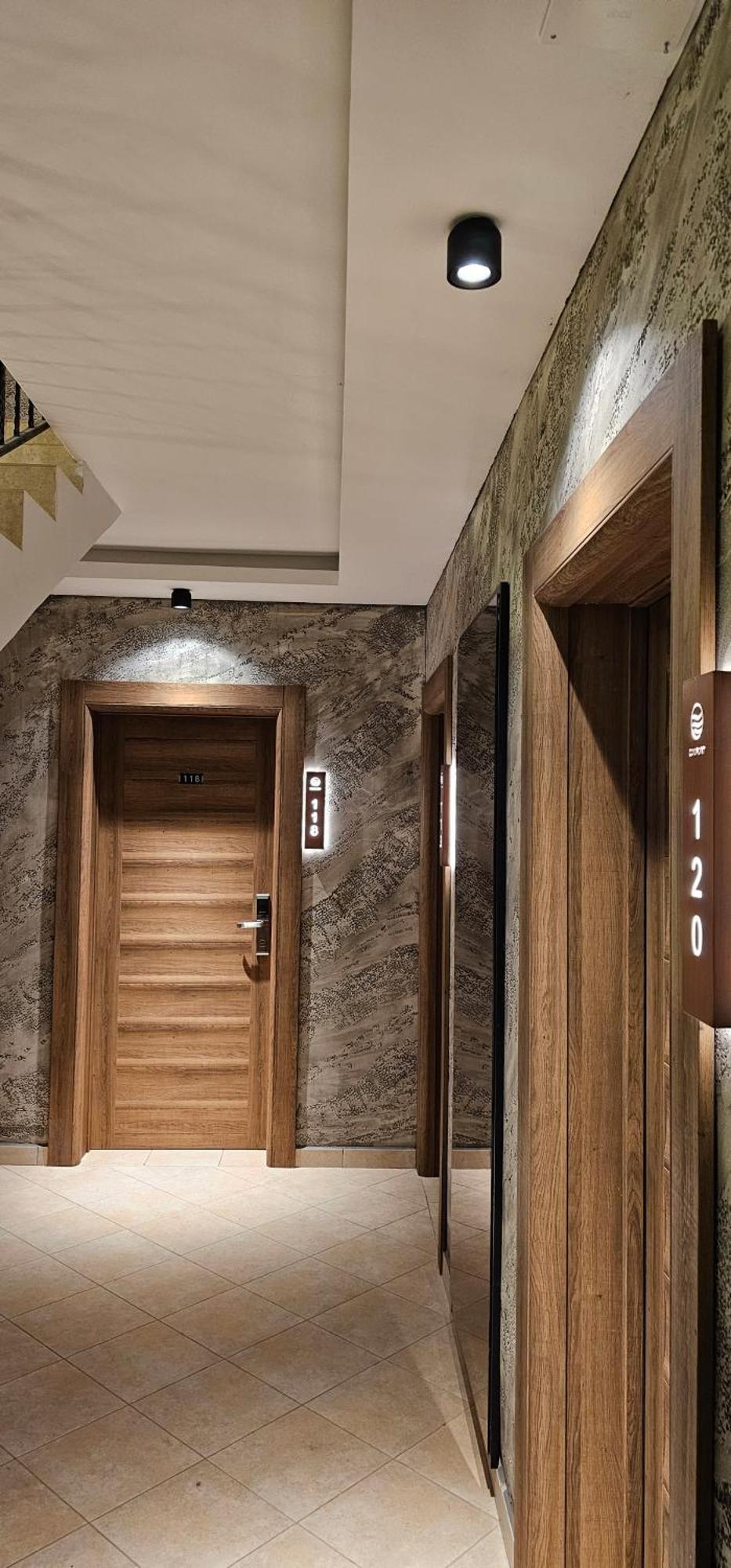 Hotel Comfort & Villas Дони Стой Екстериор снимка