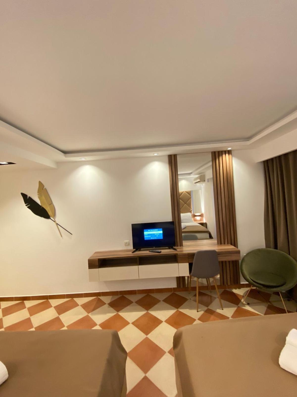 Hotel Comfort & Villas Дони Стой Екстериор снимка