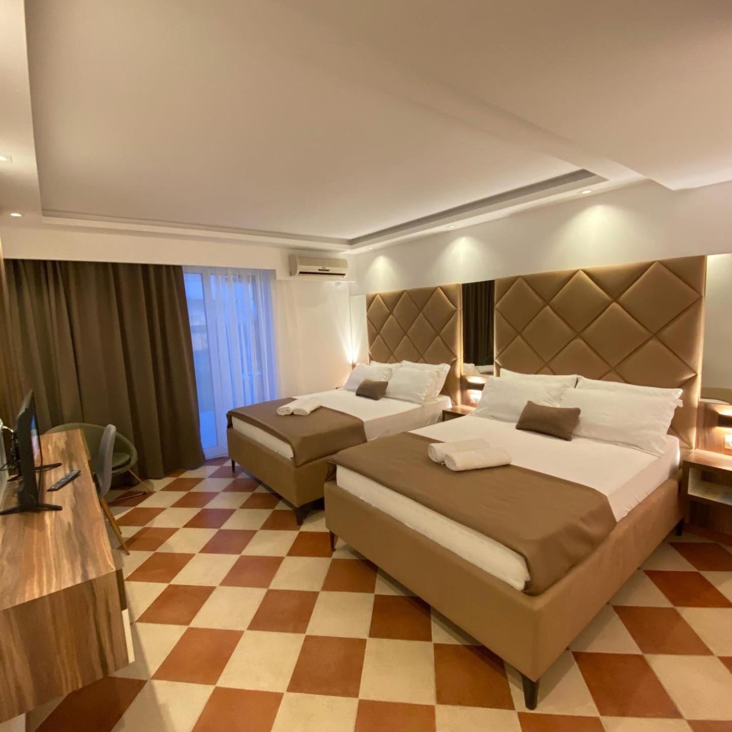 Hotel Comfort & Villas Дони Стой Екстериор снимка