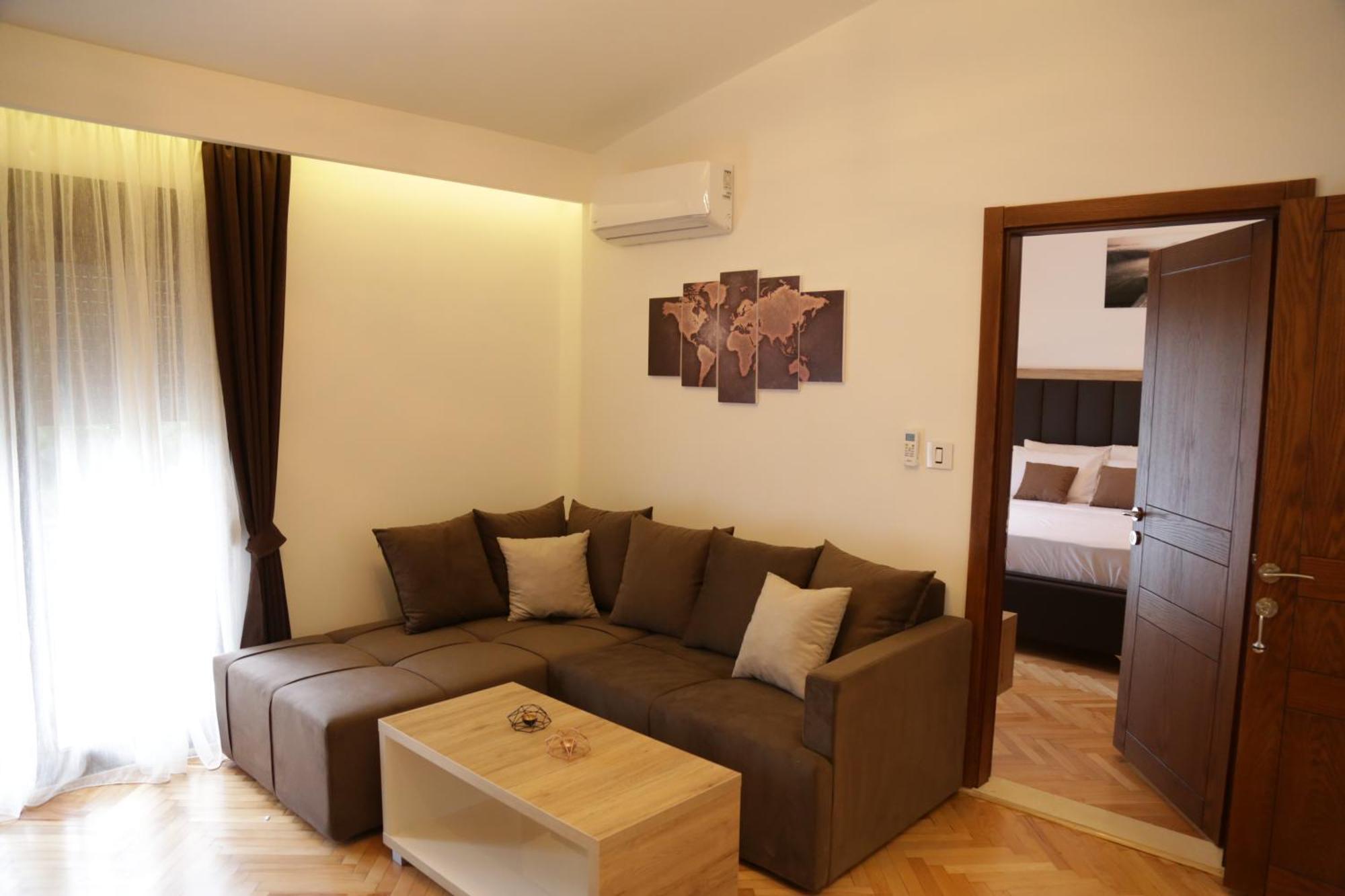 Hotel Comfort & Villas Дони Стой Екстериор снимка
