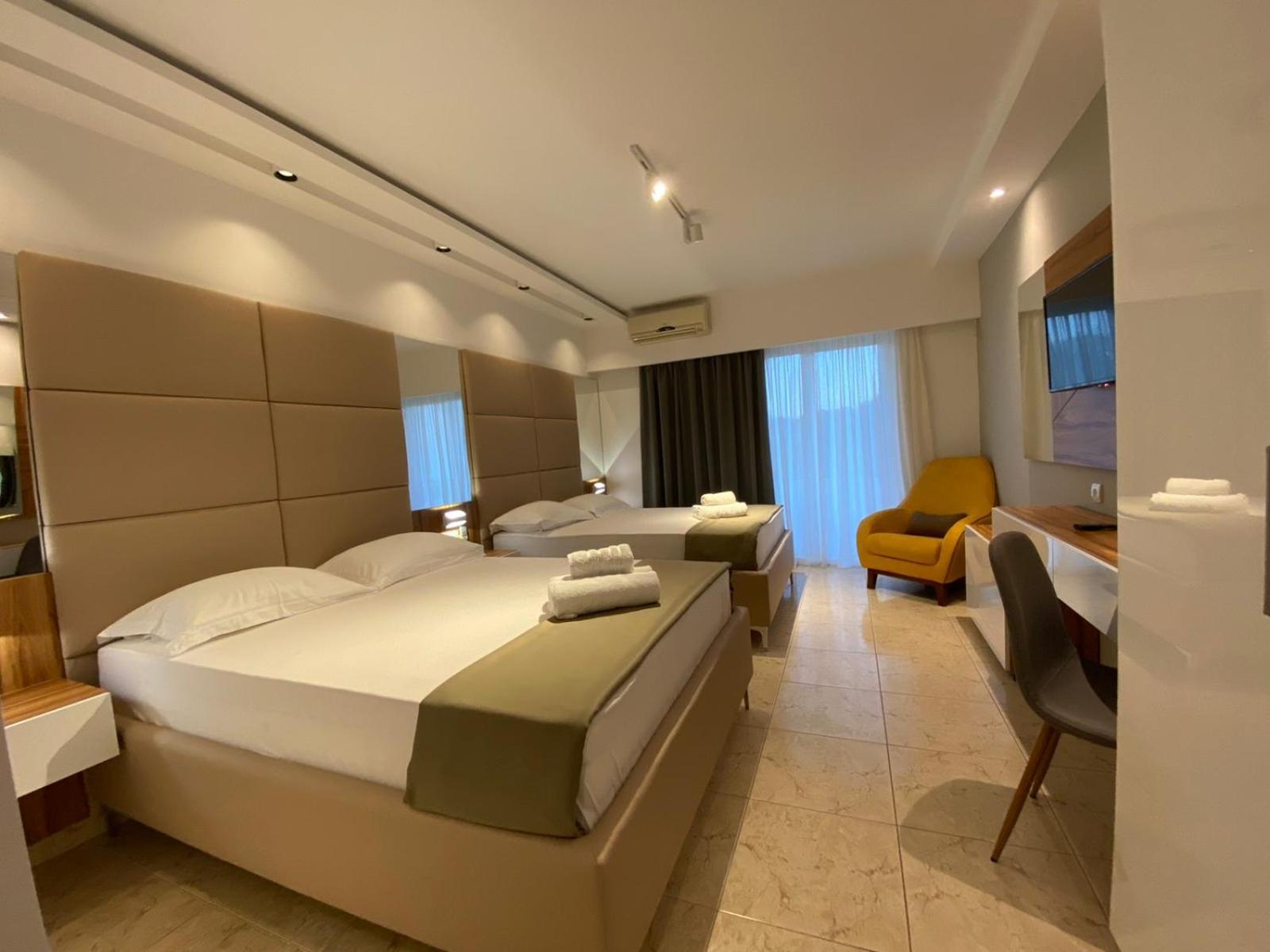 Hotel Comfort & Villas Дони Стой Екстериор снимка